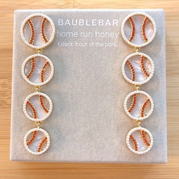Brand New BaubleBar Baseball Drop Earrings Home Run Honey Beaded Sporty MLB - Picture 9 of 9